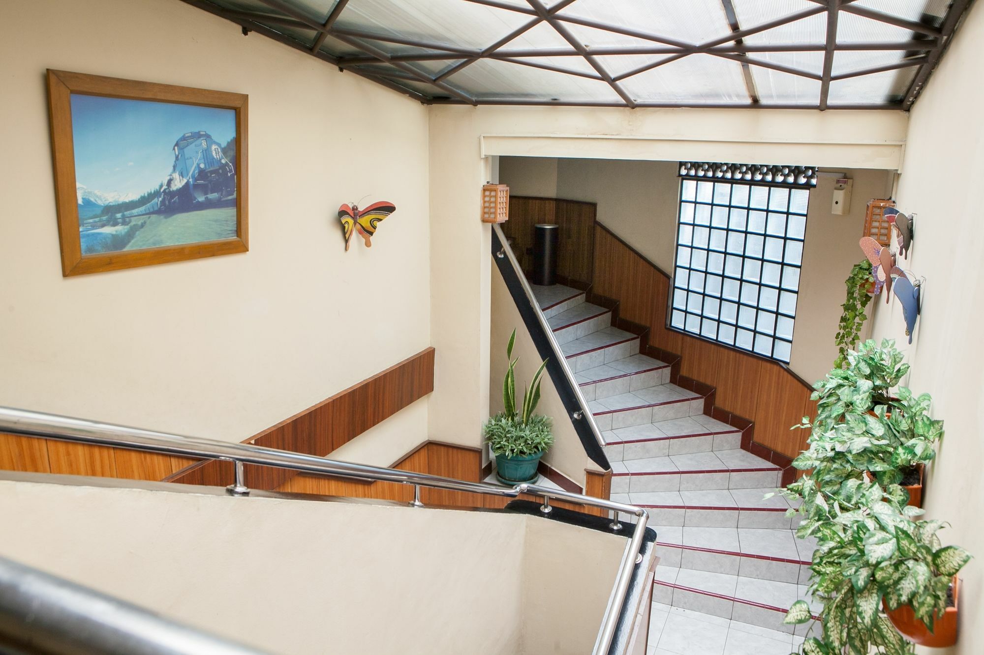 Reddoorz Plus Near Riau Street Bandung Exterior foto