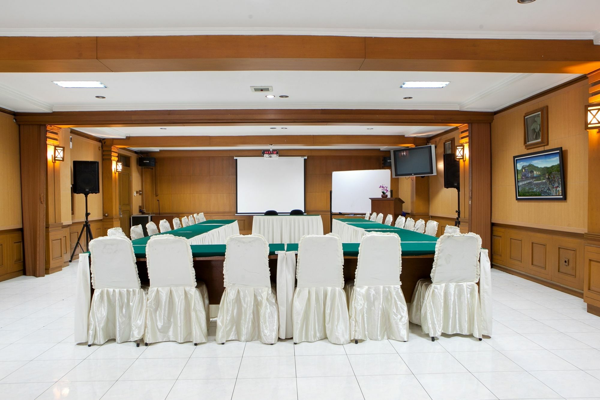 Reddoorz Plus Near Riau Street Bandung Exterior foto